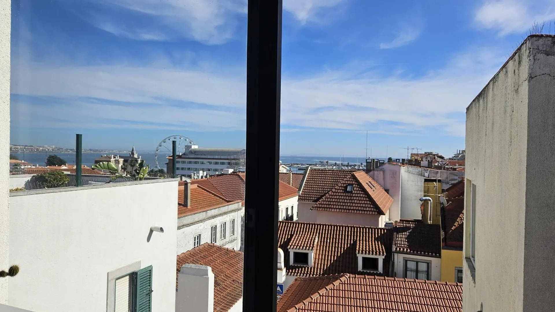 Historic Center Apartment Cascais